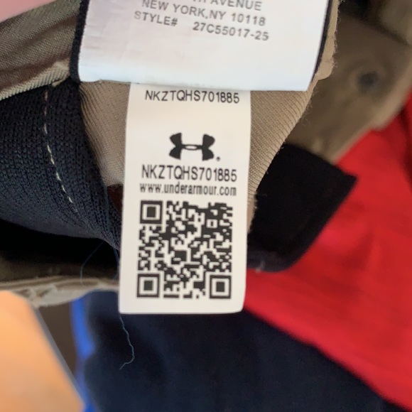 Under Armour Boys Shorts Never Worn - Picture 6 of 7